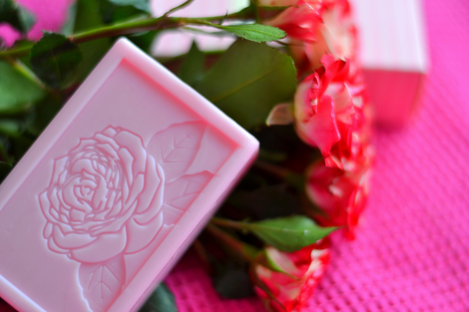 Soap-Oriflame-Roses