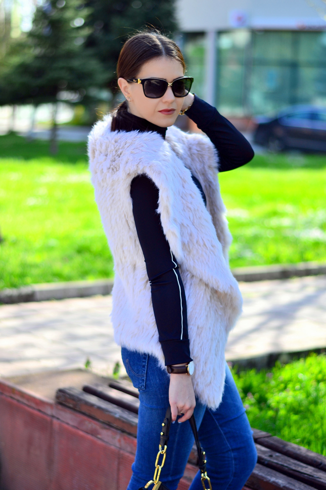 Love-Token-fur-vest
